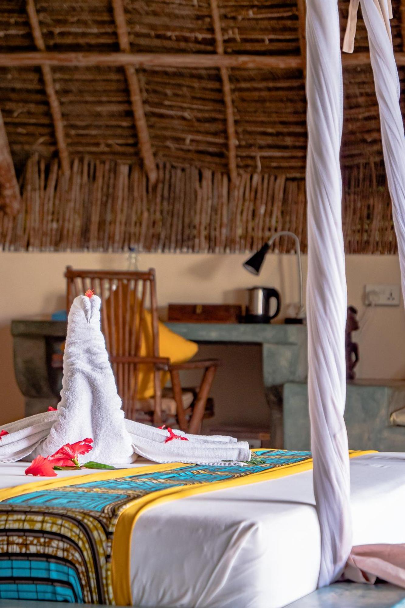 Sunshine Marine Lodge Matemwe  Ngoại thất bức ảnh