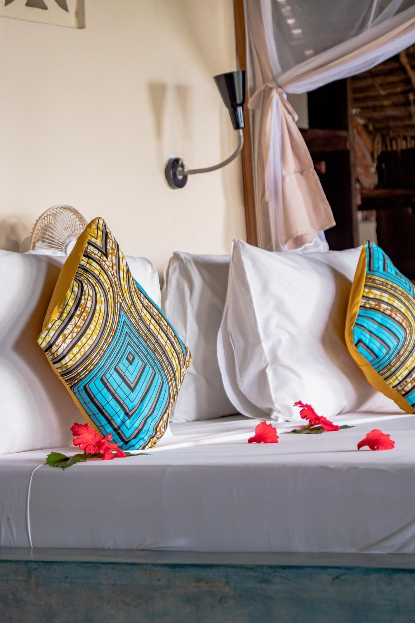 Sunshine Marine Lodge Matemwe  Ngoại thất bức ảnh