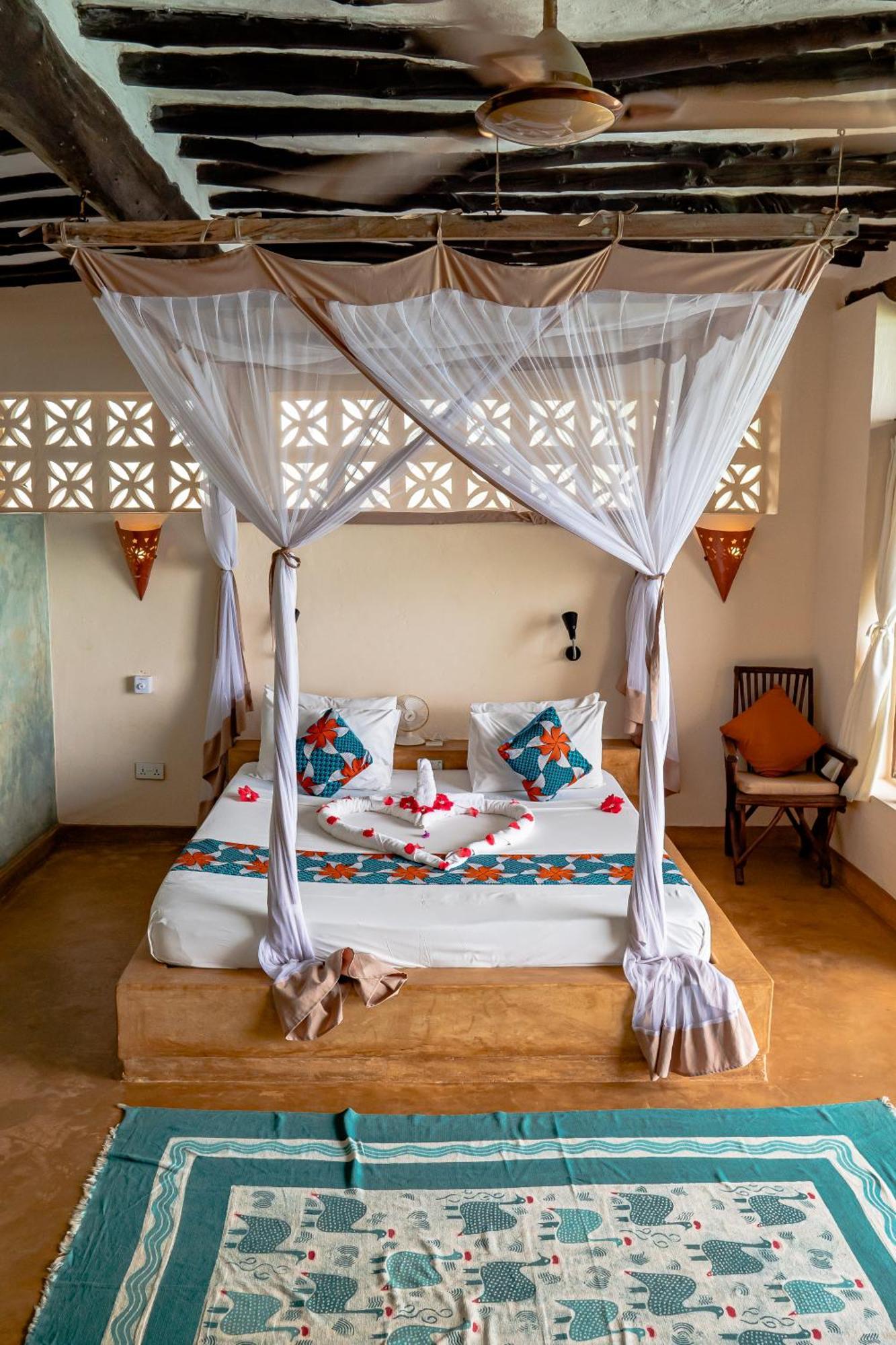 Sunshine Marine Lodge Matemwe  Ngoại thất bức ảnh